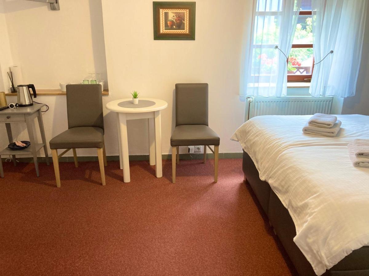 Guesthouse Mikulas Mikulov - Free Parking In The City Center Exterior foto