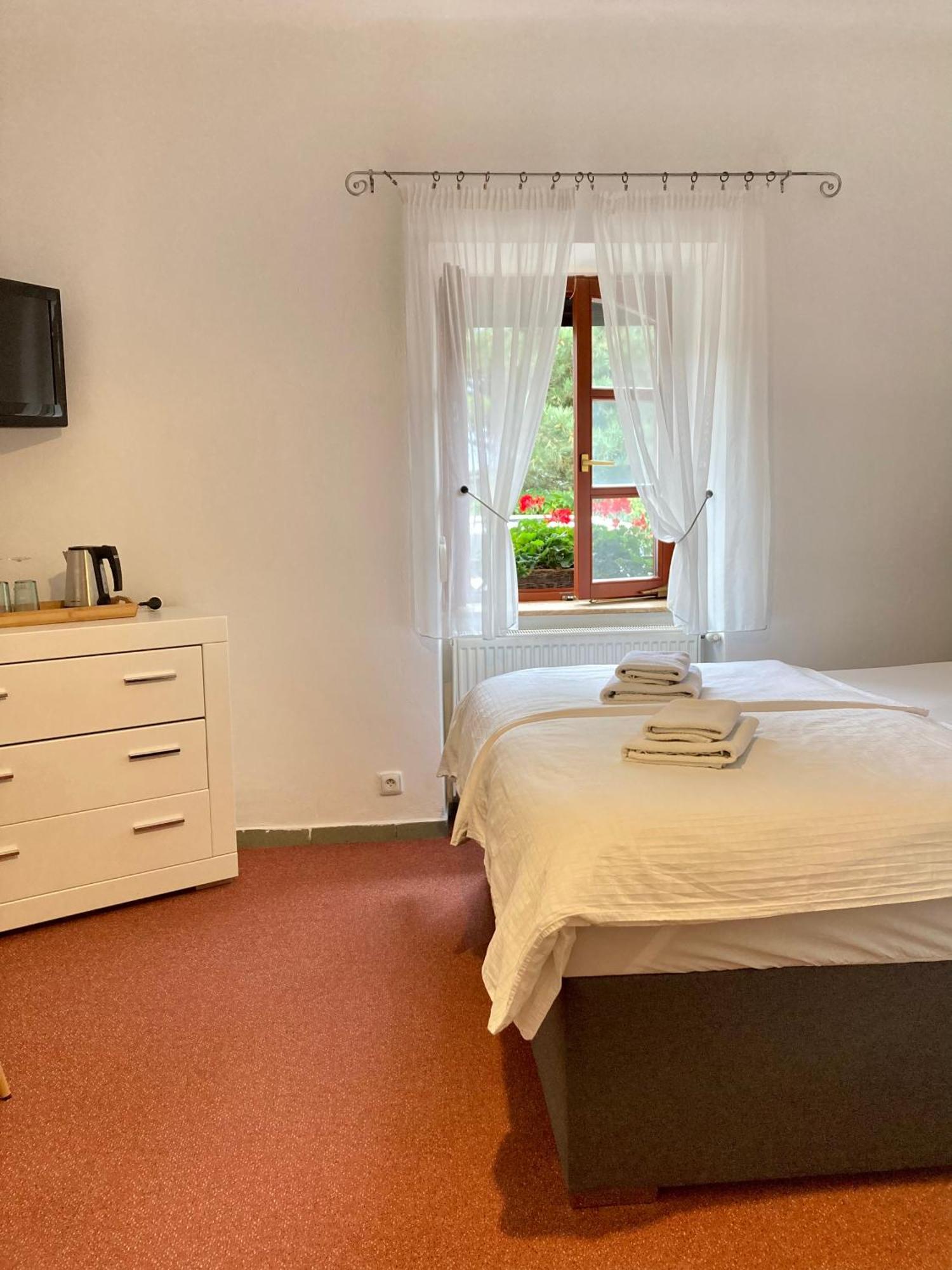 Guesthouse Mikulas Mikulov - Free Parking In The City Center Exterior foto